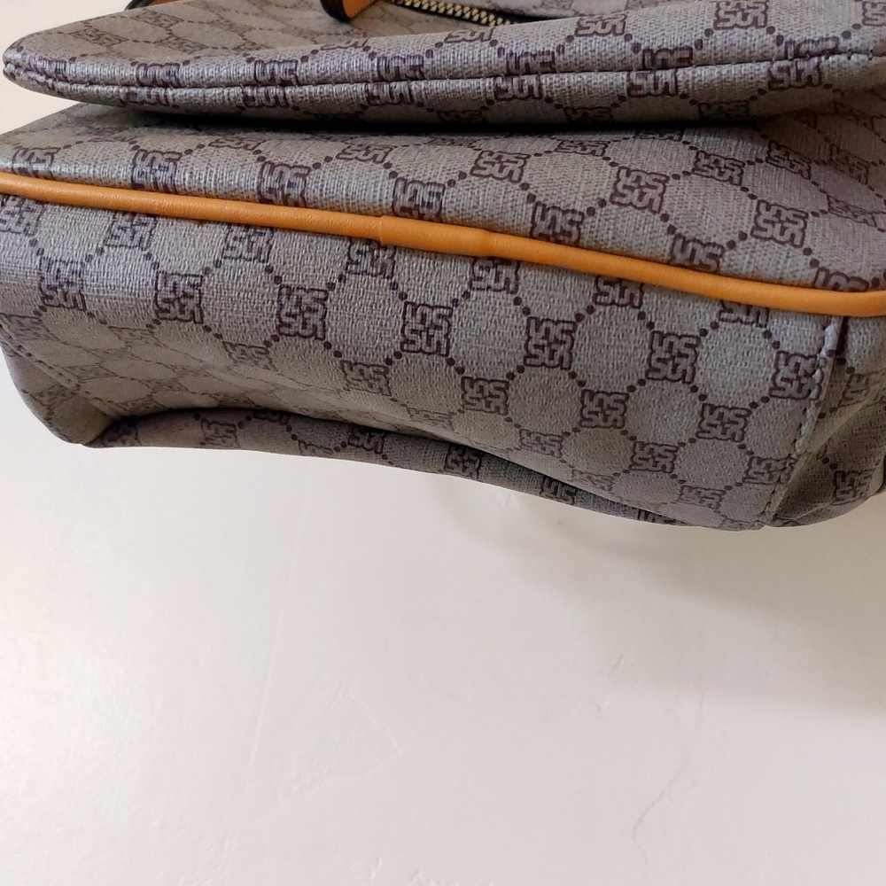 Yellow & Tan Small Faux Leather Vegan Friendly Fashion Backpack Purse w/ Print - Picture 5 of 12